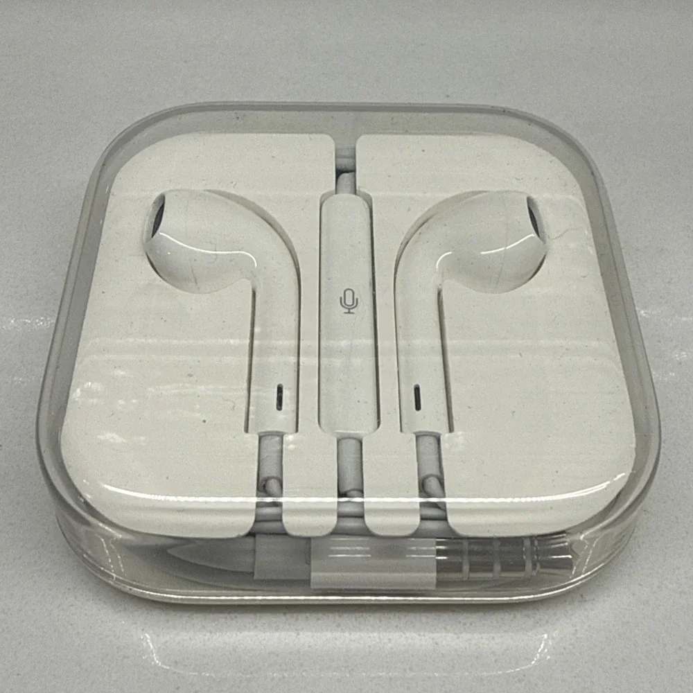 Apple OEM Wired White Ear Buds w/Case iPhone iPad iPod 3.5mm Aux Jack Headphones